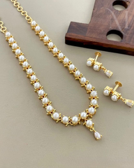 Mridula Pearl Necklace Set