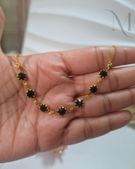Taruni Black Stone Chain