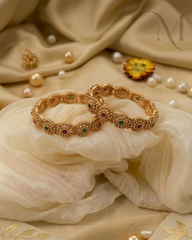 Ratna Rekha Bangles