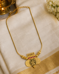 Thechi Necklace