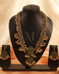 Emerald Bloom: Pearl-Layered Bridal Haram Set