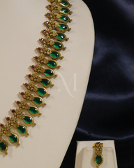 Timeless Grace: Mango Motif Temple Haram Set