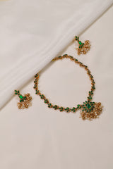 Graceful Emerald Floral Necklace Set