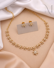 Daisy Diamond Replica Necklace