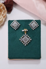 Manjari AD stones pendant and earrings