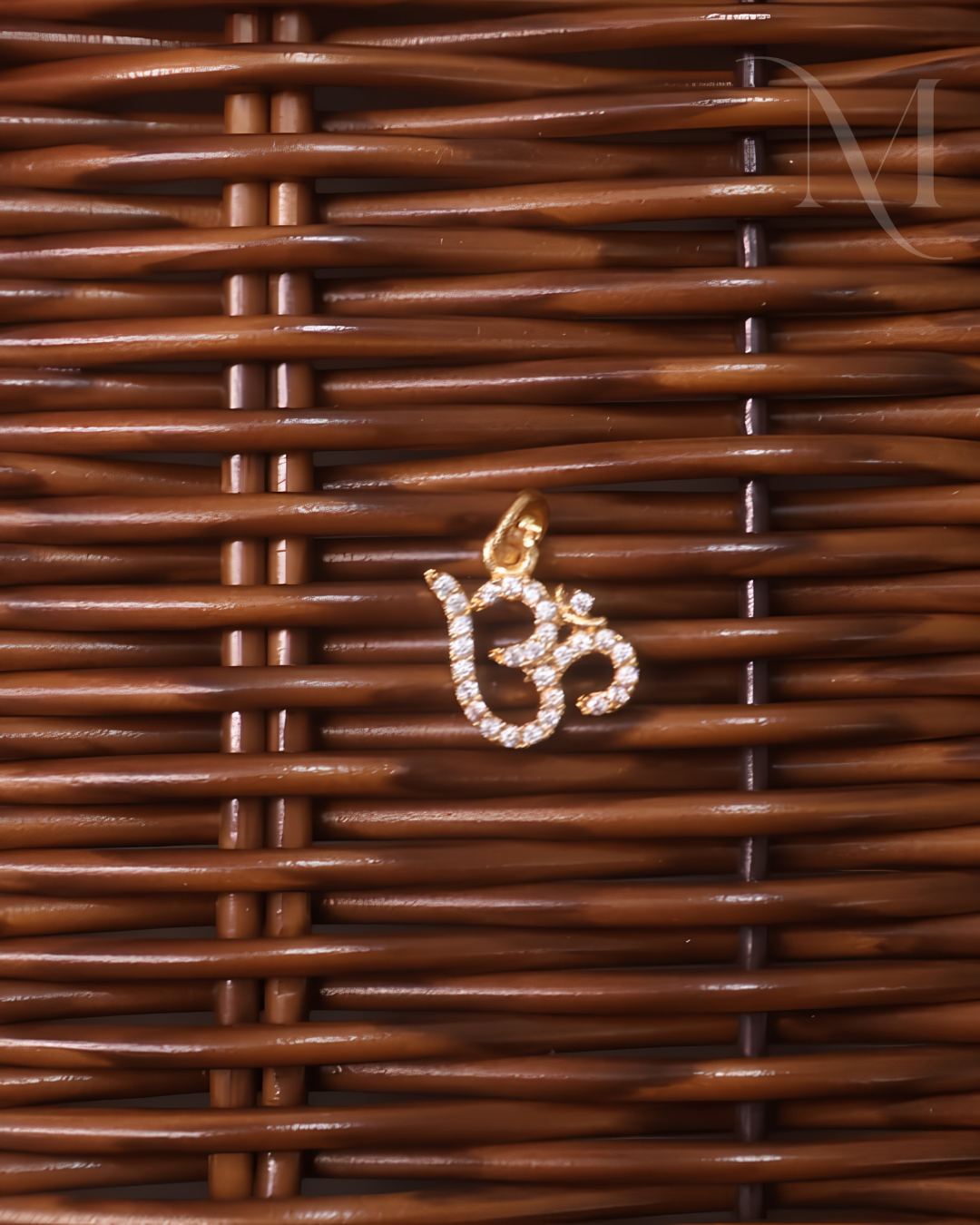 Ohm AD stone Pendant