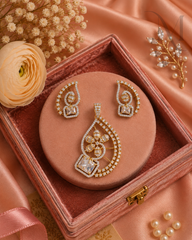 Gopika pendant and earrings set