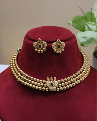 Non-Idol Maharashtrian Thushi Necklace Set-Green