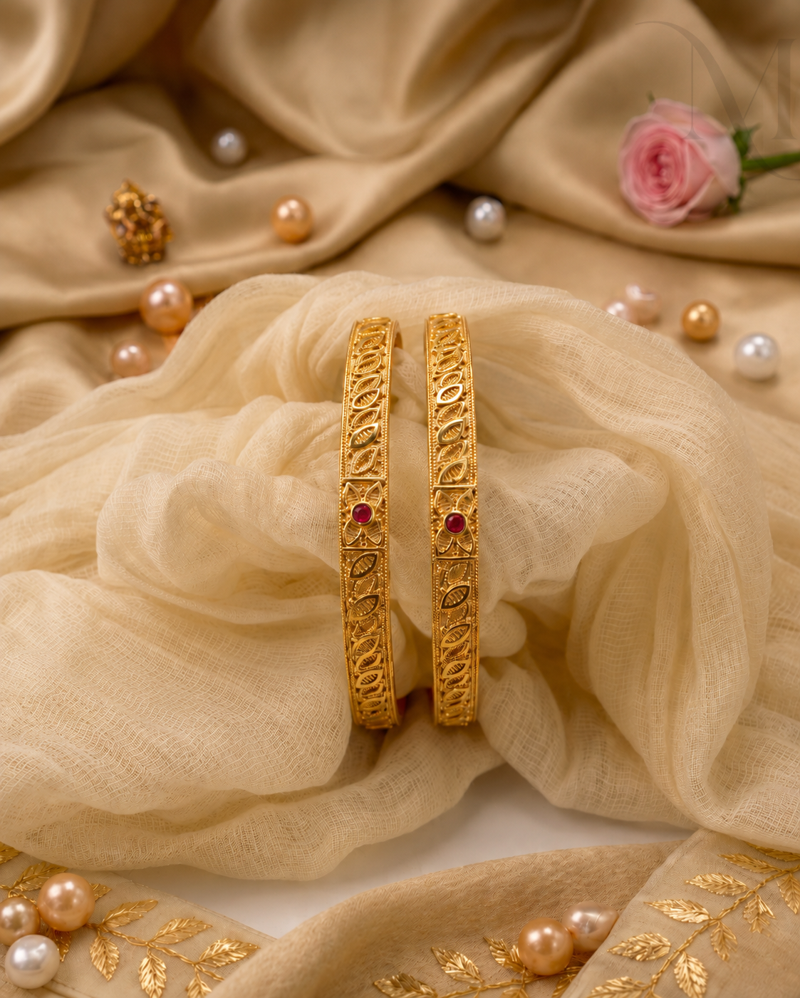 Ratna Valli Bangles (Pair)