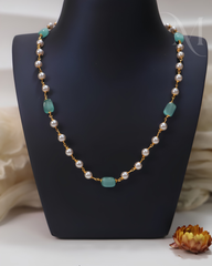 Neelara Pearl Mala