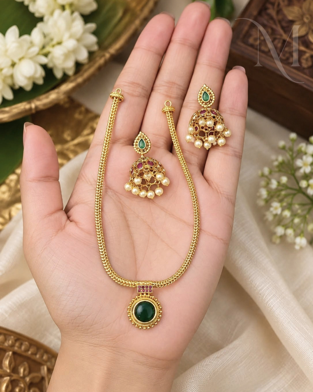 Non-Idol Antique Green Stone Necklace Set