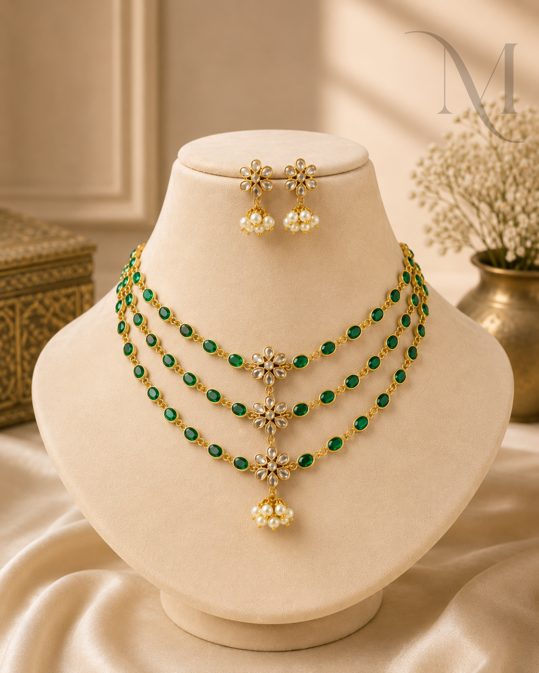 Noor Emerald Polki Necklace Set