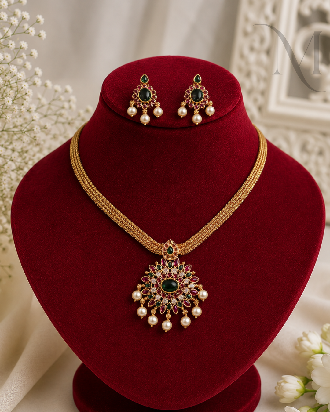 Ranjitha Pendant Necklace Set