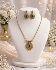 Raindrop Pachakallu Pendant Necklace