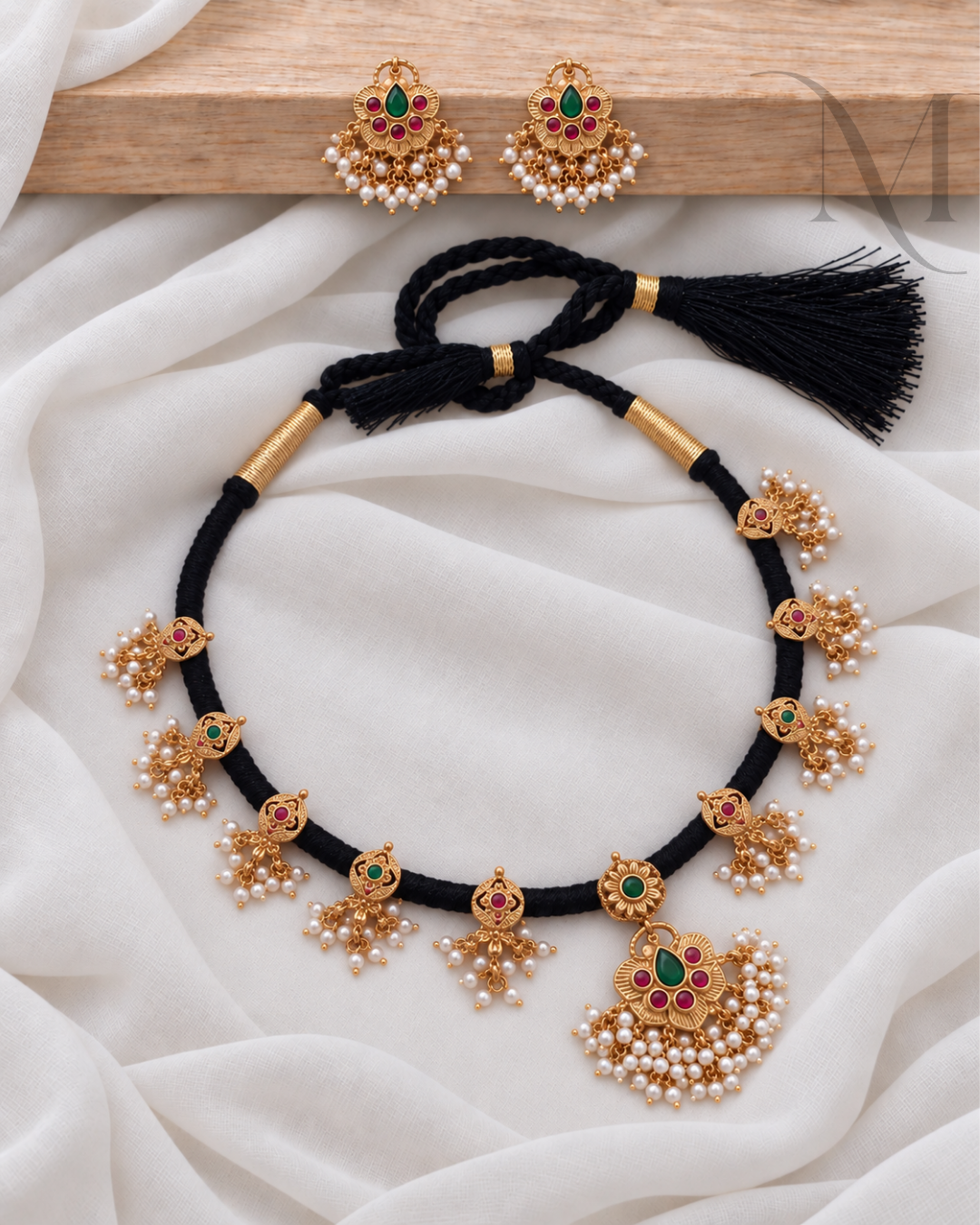 Mizhi – Black Thread Dori Necklace Set