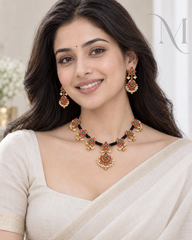 Megha – Premium Kemp Black Thread Dori Necklace Set