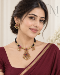 Maya – Premium Black Thread Necklace Set