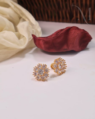 Vennila White Stone Studs