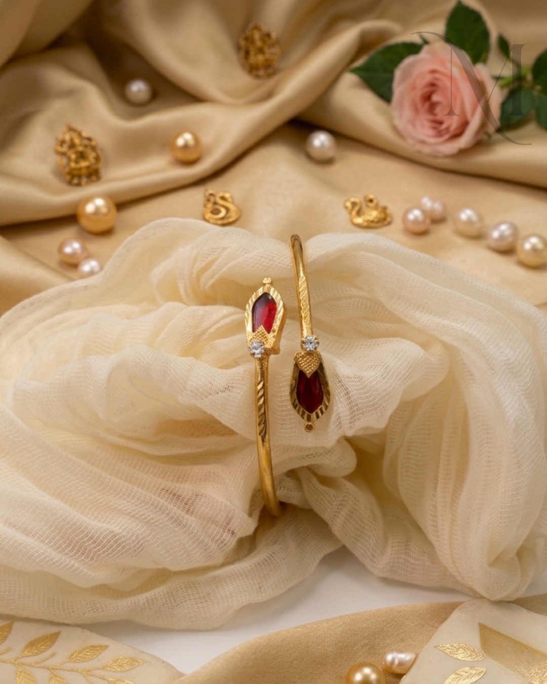 Nagapadam Adjustable Bangle