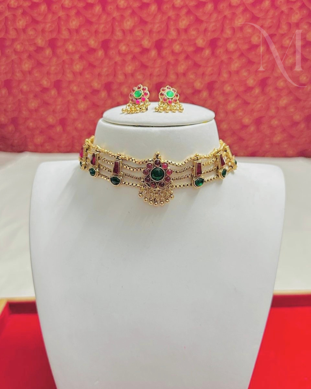 Pallavi Traditional Palakka Choker