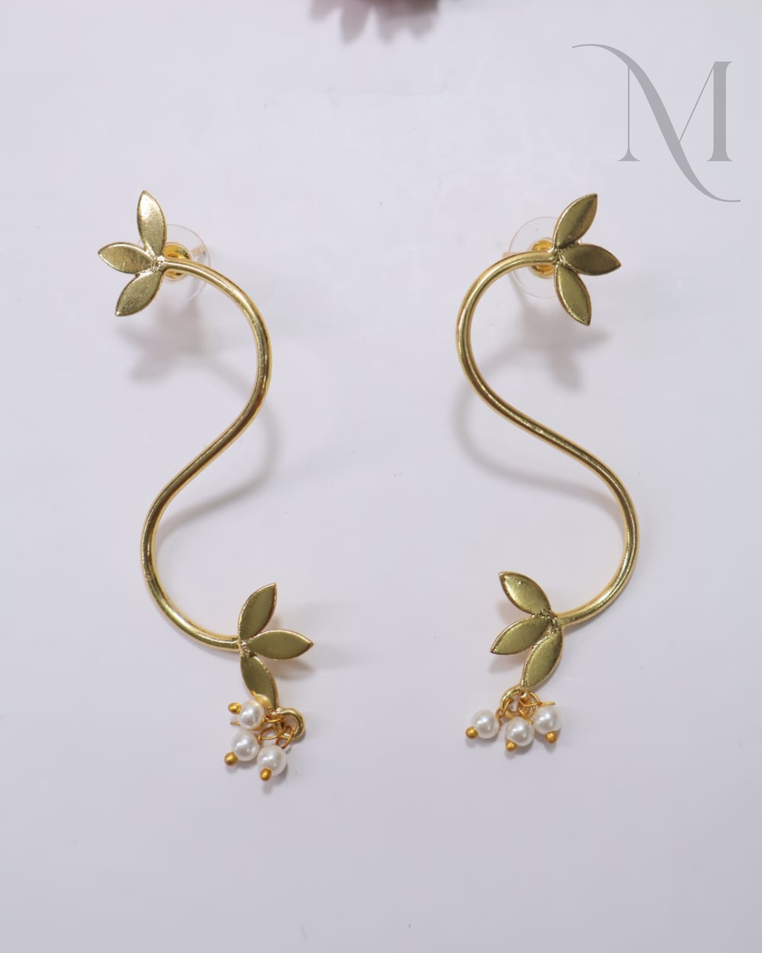 Navika statment earpiece