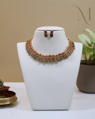 Non-Idol Red & Green Oval Necklace Set