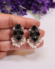 Pavithra Kemp studs