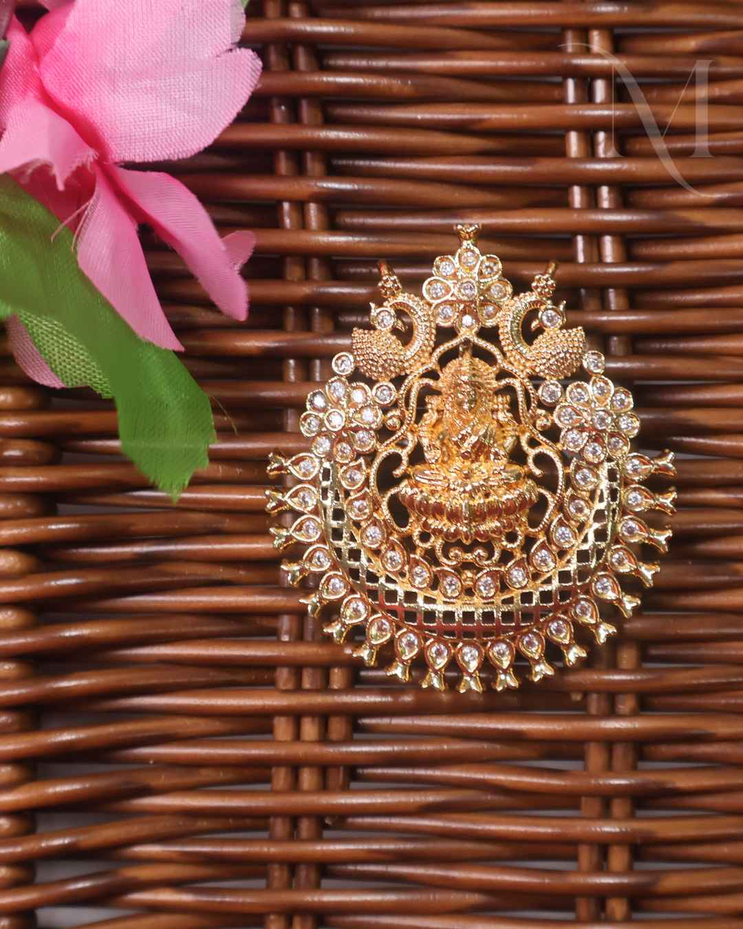 Lakshmi Statement Dollar