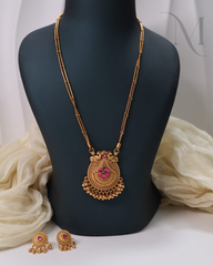 Non Idol Pendant Necklace – Ruby & Green Variants