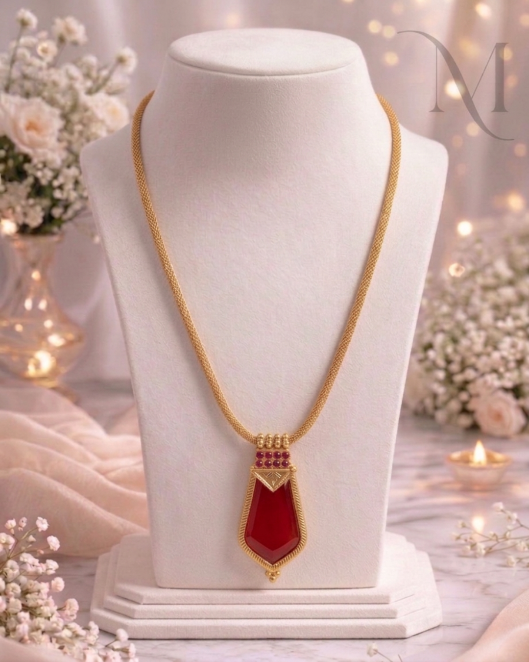 Nagapadam Pendant with 8 pidi Chain