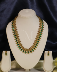 Timeless Grace: Mango Motif Temple Haram Set