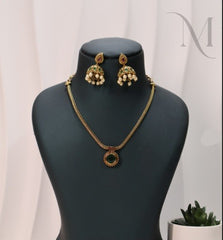 Non-Idol Antique Green Stone Necklace Set
