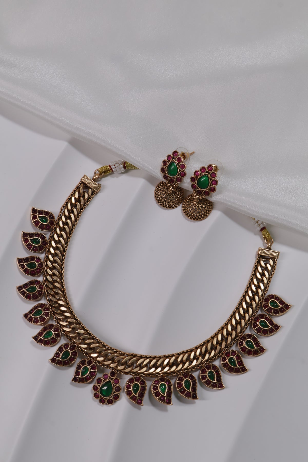 Regal Peacock-Inspired Gold Necklace Set