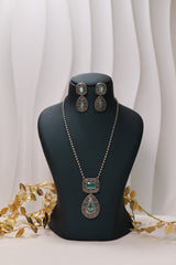Elegant Green Stone Necklace Set