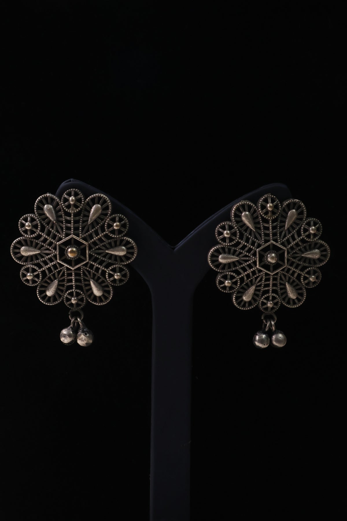 Vintage Floral Filigree Silver Earrings