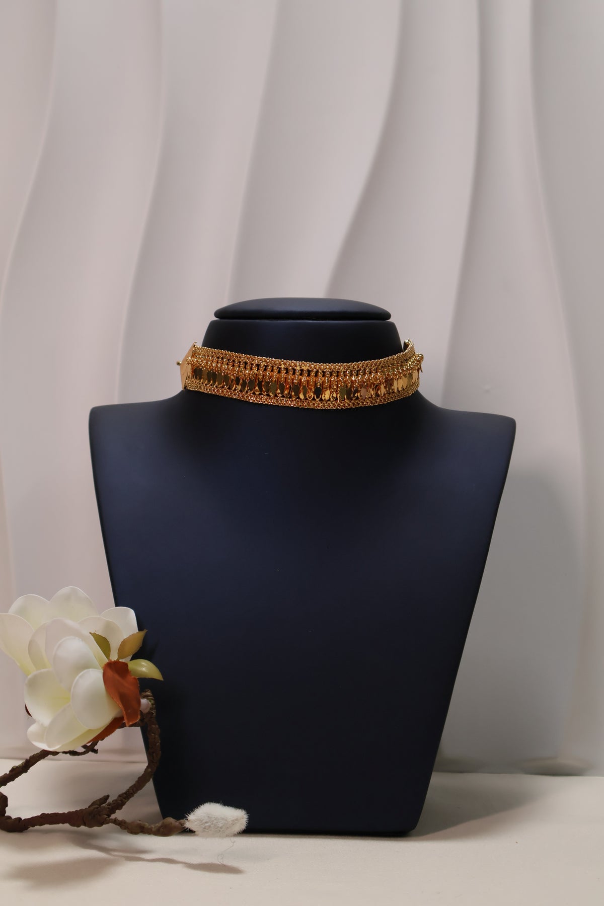 Golden Mesh Charm Choker (Elakkathali Single Layer)