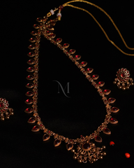 Classic Gold Necklace Set with Red Stone Drops