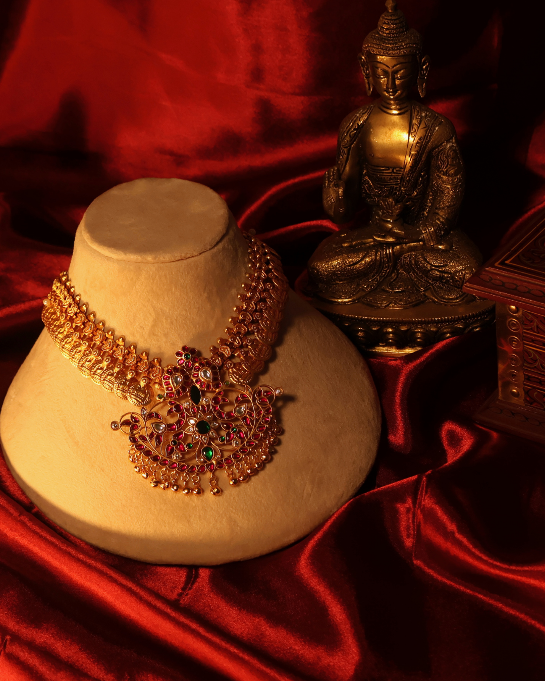 Traditional Temple Coin Necklace with Kundan Pendant