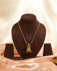 Elegant Gold Pendant Necklace with Beaded Tassel