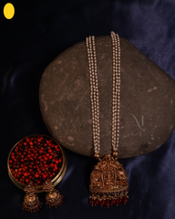 Regal Temple Jewelry Set with Pearls and Gemstones