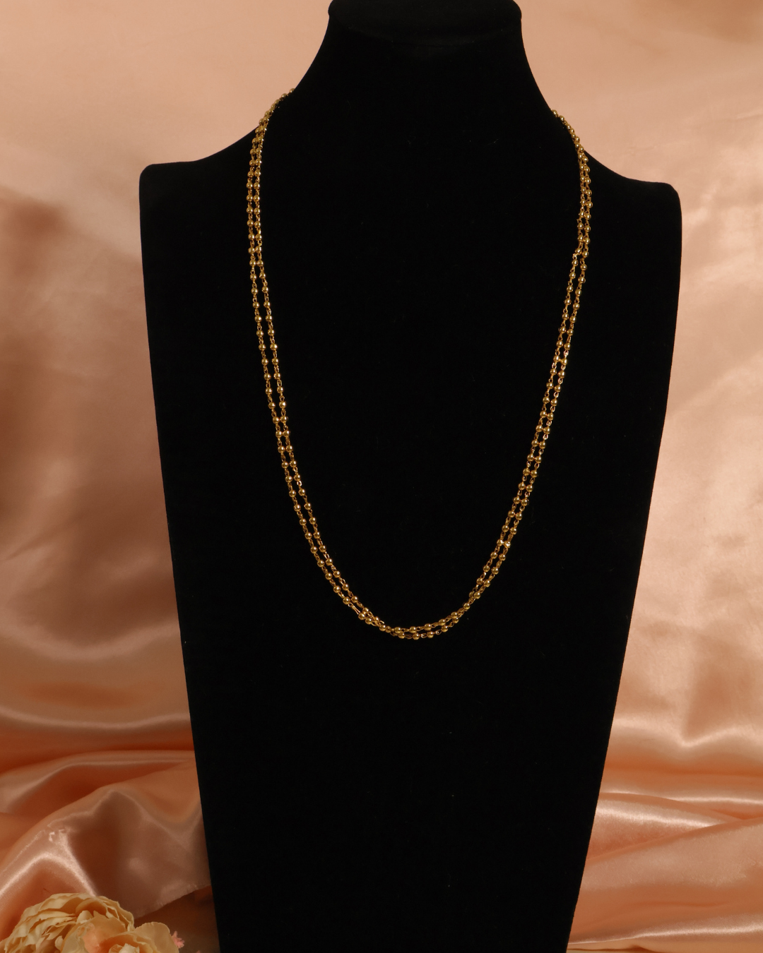 Elegant Gold Chain Necklace